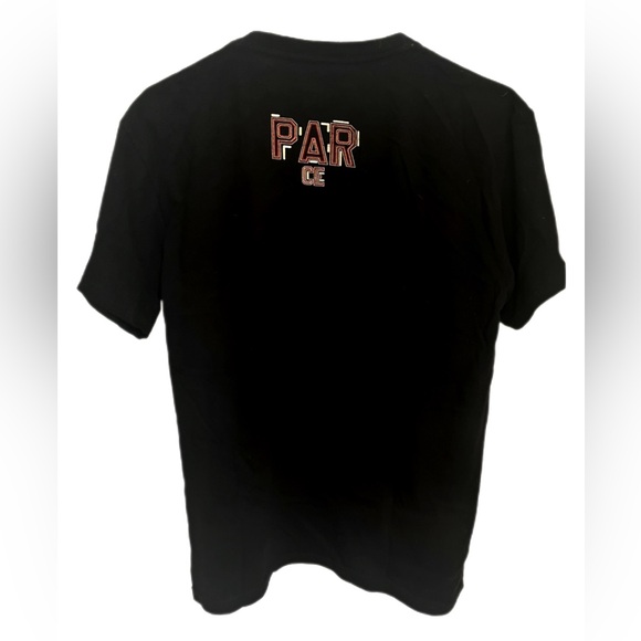 Graphic Tee from Medellin - Picture 2 of 3